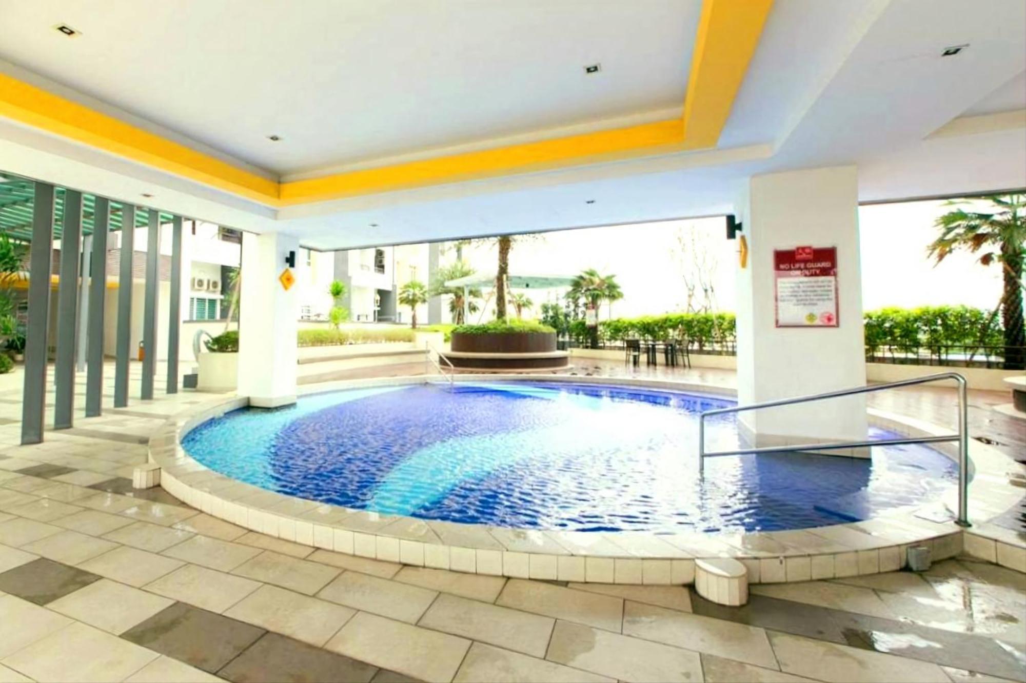 Ipoh City Centre Majestic 2 Room Holiday Suite By City Home Empire Exterior photo